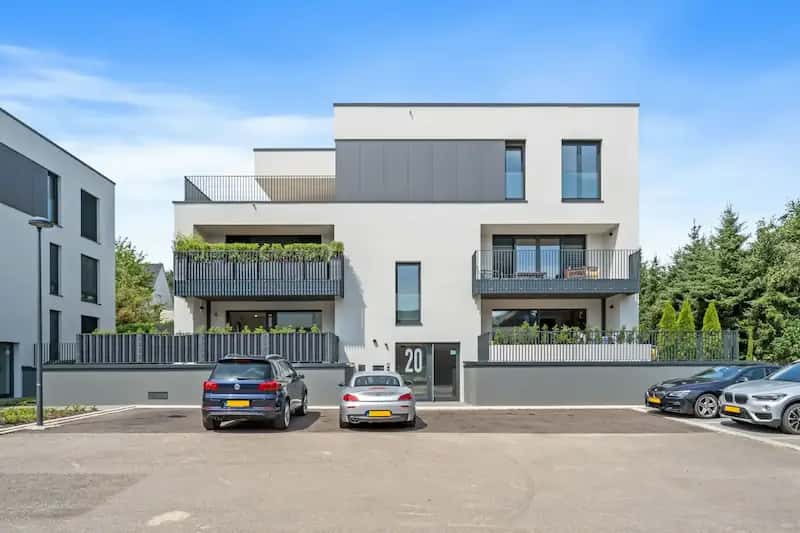 Propriété immobilière premium à Bertrange, Luxembourg